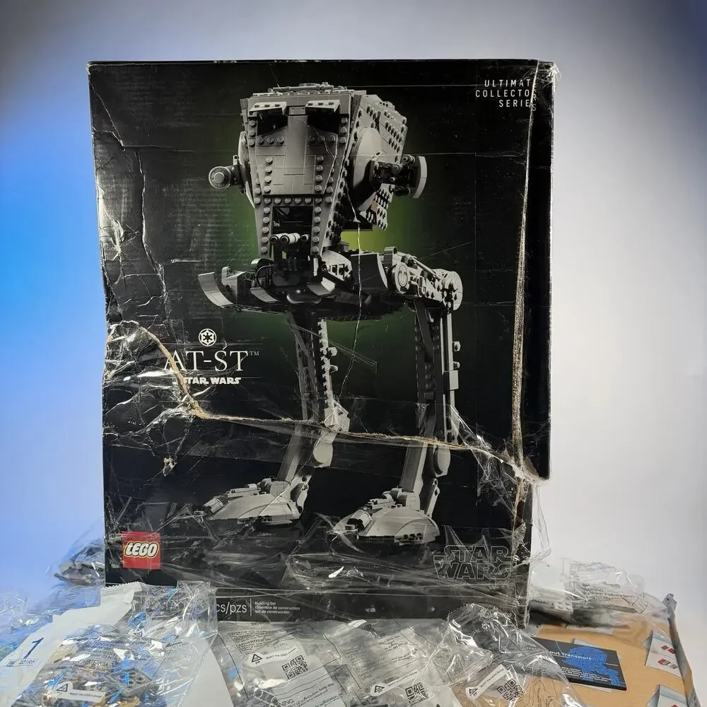 Lego 75417 UCS AT-ST™ Walker All Bags Sealed Bags. Box Is Damaged.